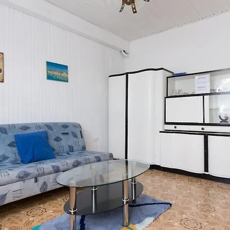 With A Parking Space - 7902 Lägenhet *