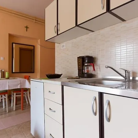 With A Parking Space - 7902 * Abbazia